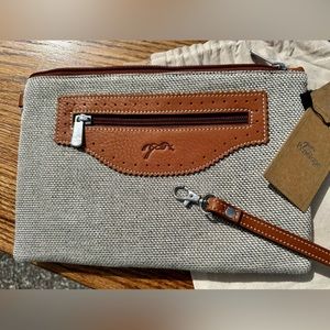 Penélope Collections Nina Clutch NWT